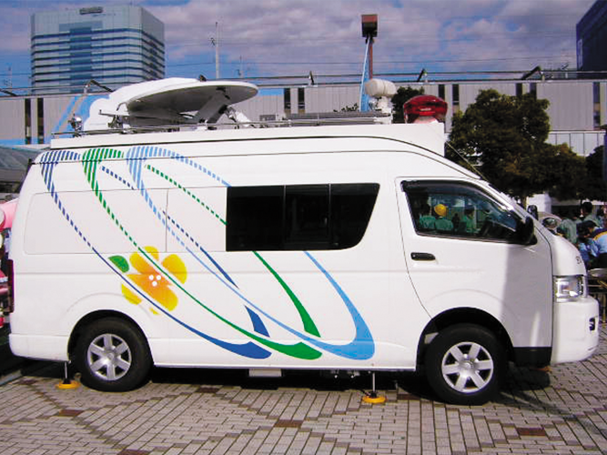 Satelite communications vehicle - Using SJ4 Satelite communications vehicle - Using SJ4